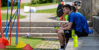 Testspiele und Trainingslager