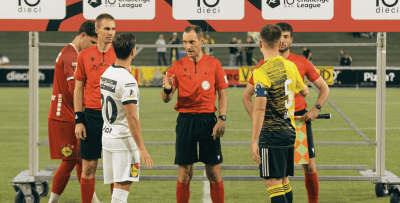 Gegen das Überraschungsteam